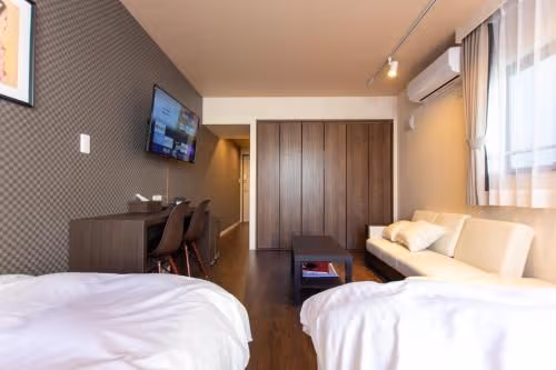 Studio Apartment
