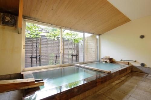 คุซัตสึ โฮเทล แอนเน็กซ์ วาตาโนะยุ (Kusatsu Hotel Annex Watanoyu)1