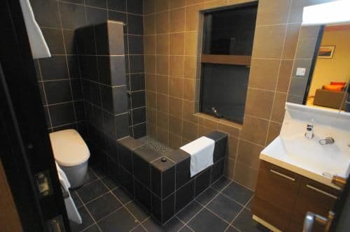 1-Bedroom Apartment