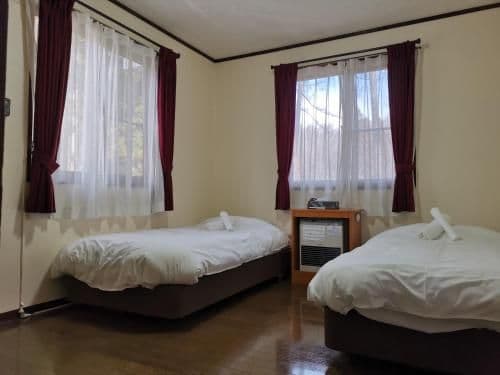 Twin Room with Bath