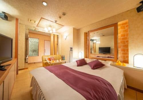 Twin Room with Private Bathroom