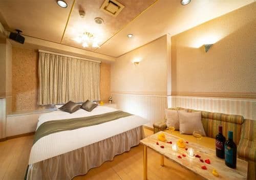 Twin Room with Private Bathroom