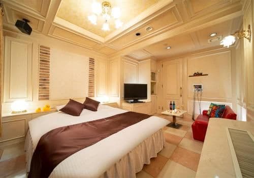 Twin Room with Private Bathroom