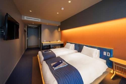 Quadruple Room with Private Bathroom