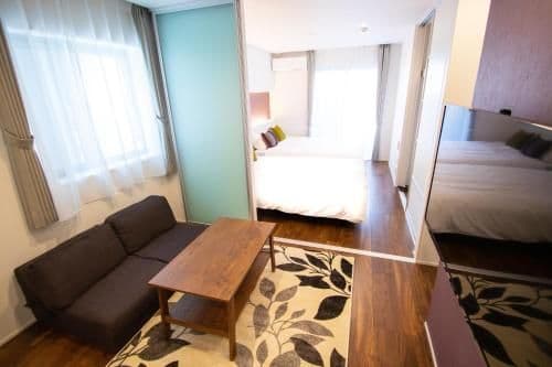 One-Bedroom Apartment