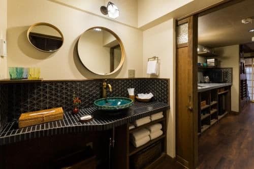 Japanese-Style Townhouse - Non-Smoking
