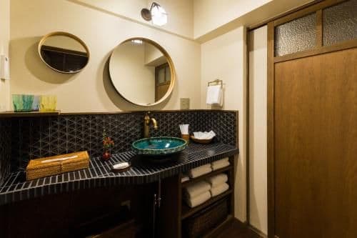 Japanese-Style Townhouse - Non-Smoking