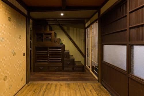 Japanese-Style Townhouse - Non-Smoking