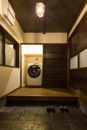 Japanese-Style Townhouse - Non-Smoking