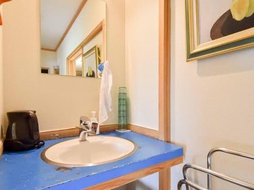 Superior Japanese-Style Room