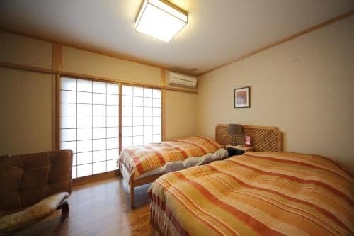 Twin Room with Tatami Area with Shared Bathroom