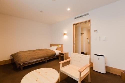 Large Single Room