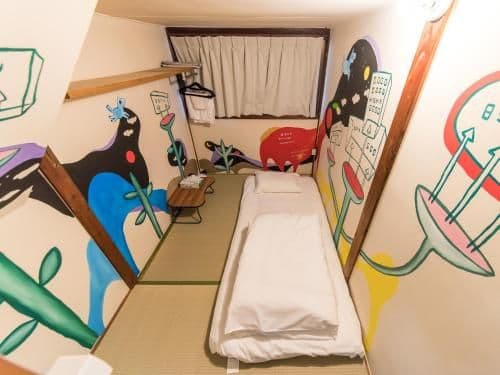 Japanese-Style Single Room with Shared Shower and Toilet