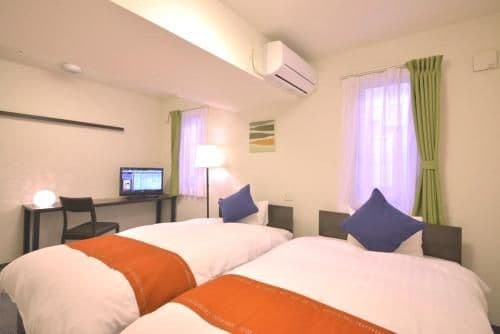 Twin Room - Non-Smoking