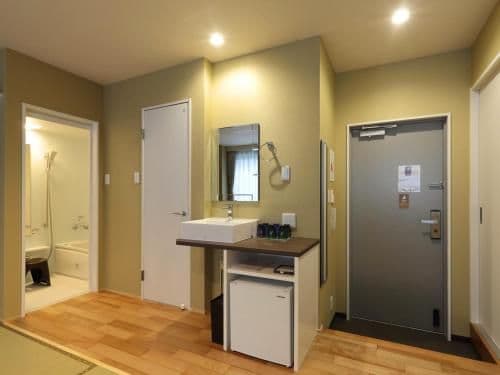 Japanese-Style Room