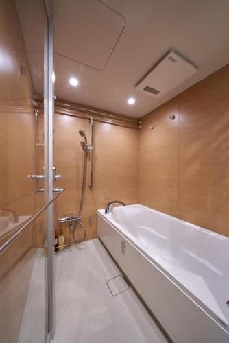 Traditional Two Double Beds - 01