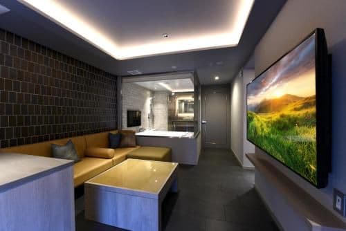 Deluxe Family Room