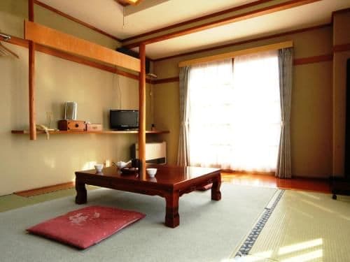 Japanese-Style Family Room - Non-Smoking