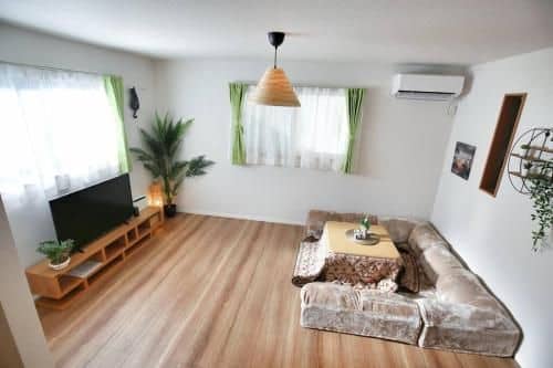 Legal residence & through to business district Legal residence & through to business district
