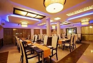 Lily Sarovar Portico3