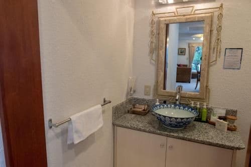 Premium Suite with Semi Open-Air Bath