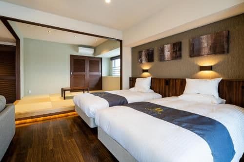 Deluxe Suite