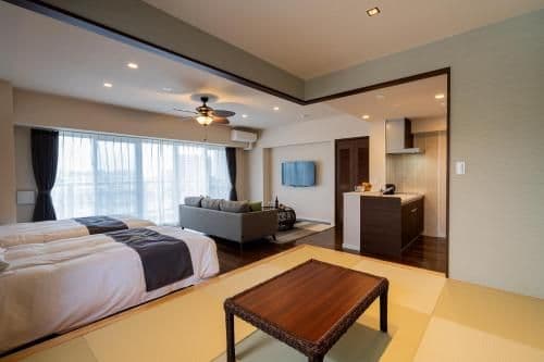 Deluxe Suite