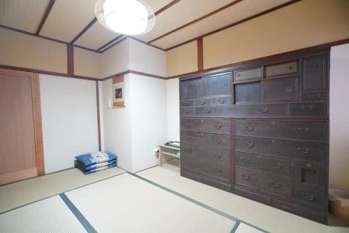 Triple Room with Shared Toilet