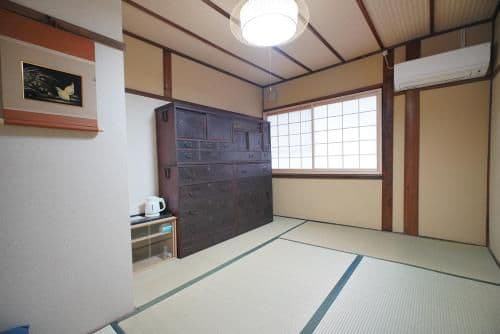 Triple Room with Shared Toilet