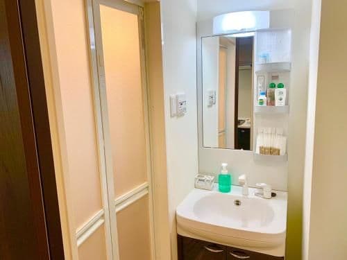 Studio Apartment with Balcony #502, 5F