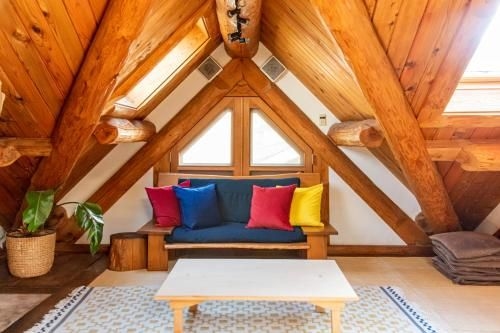 Kawazu Log House1