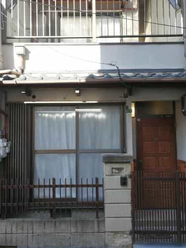 YURI HOUSE 002 YURI HOUSE 002