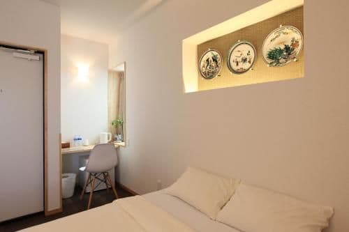 Japanese-Style Room