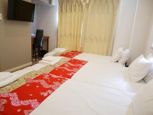 Triple Room with Private Bathroom