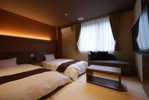 Japanese-Style Quadruple Room