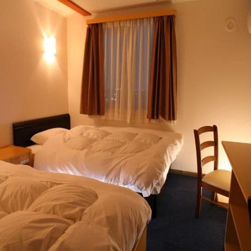 Twin Room - Non-Smoking