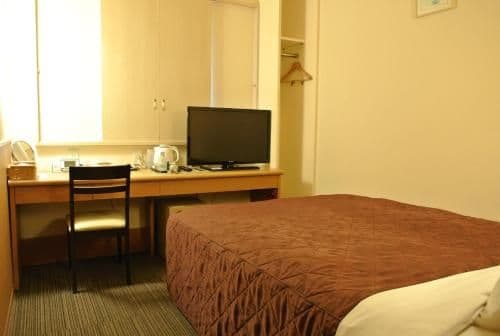 Single Room - Non-Smoking