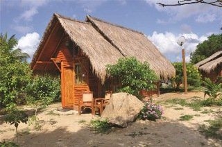 Kirinda Beach Resort1