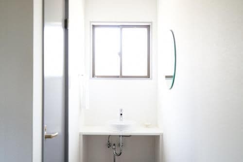 Three-Bedroom with Large Bathroom