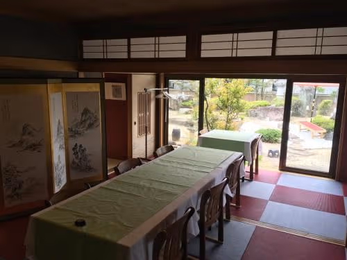 Economy Twin Room