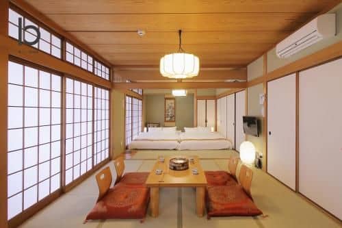 3 Bedroom Japanese apartment for 11 people 201 3 Bedroom Japanese apartment for 11 people 201
