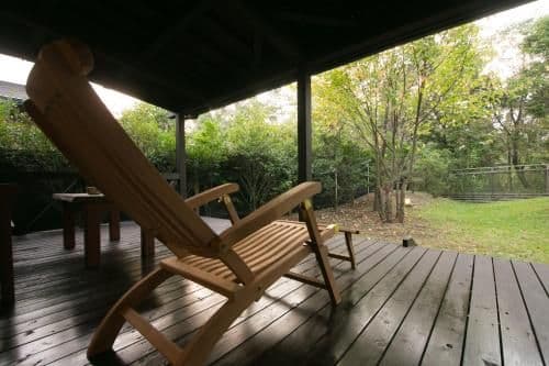 Cottage with Open-Air Bath