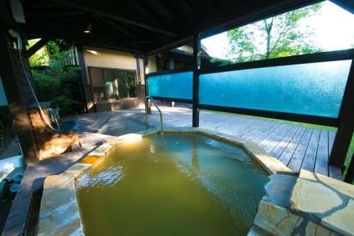 Cottage with Open-Air Bath