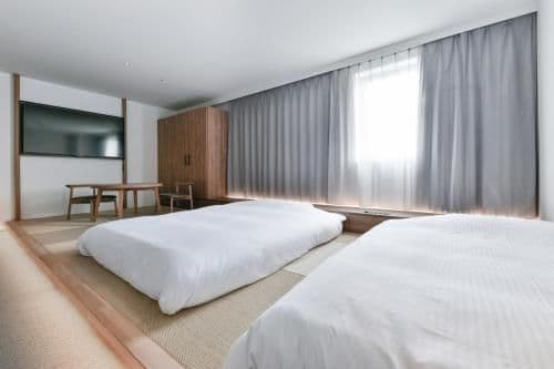Premium Triple Room