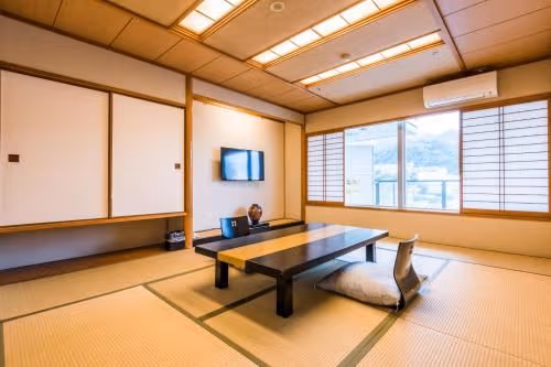 Speciel Modern Room with Tatami Area - Smoking