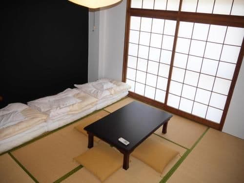 Japanese Style Triple Room with Shared Bathroom