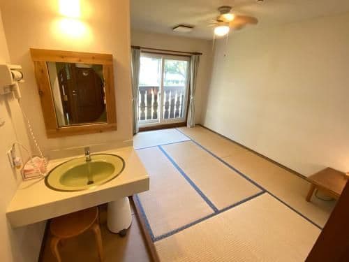 Twin Room with Lake View
