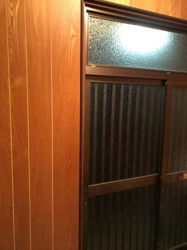 Single Room with Shared Toilet