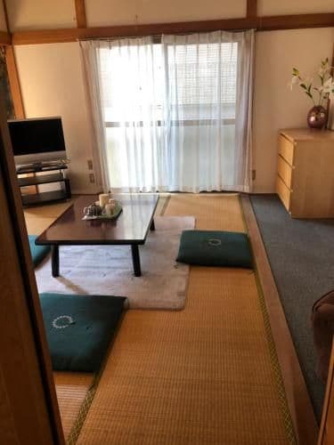 Single Room with Shared Toilet