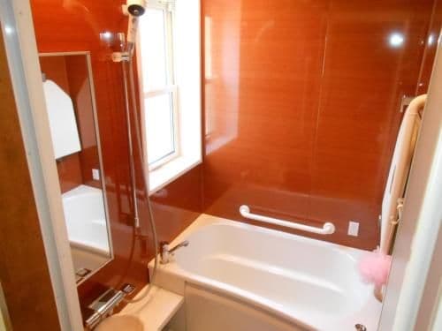 Twin Room with Shared Bathroom